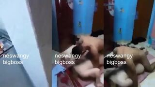 فحل مصري يجيب شرموطه بالاجره وينيكها وصحبه يصورهم