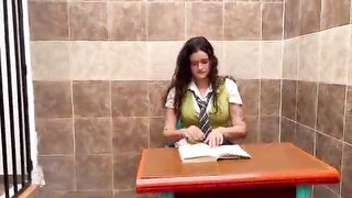 طالبة تمارس الجنس مع المعلم لكي تنجح - سيكس اجنبي نار