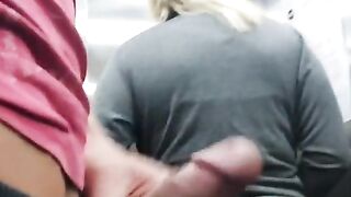 سكس تحرش اجنبي سكس في الاسانسير